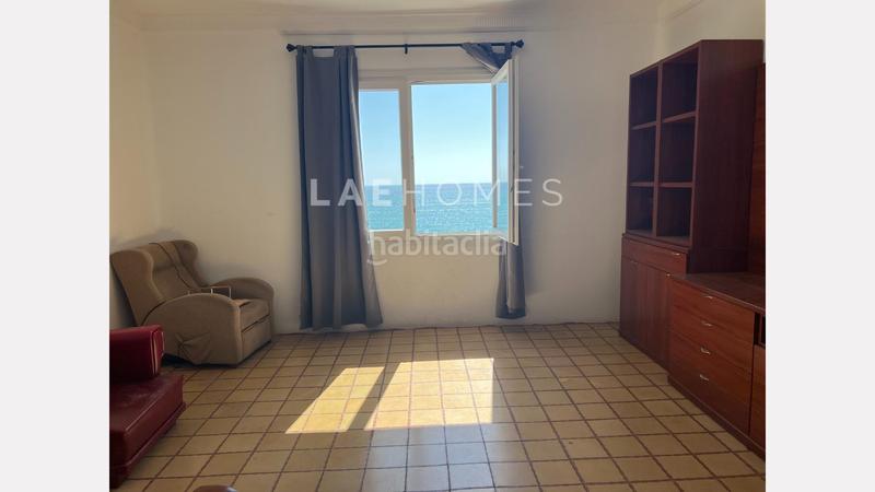 Foto f7adb083-749e-46ca-9f30-cde0dfe5e6bb. Alquiler piso se alquila piso en paseo marítimo pablo ruíz picasso en Málaga