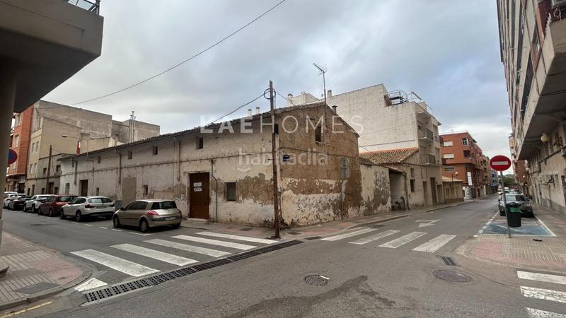 Foto 8220c304-84e4-4091-a127-717c1c0519c1. Terreno residencial solar en pleno centro en El Carril - Paseo de Chapi Villena