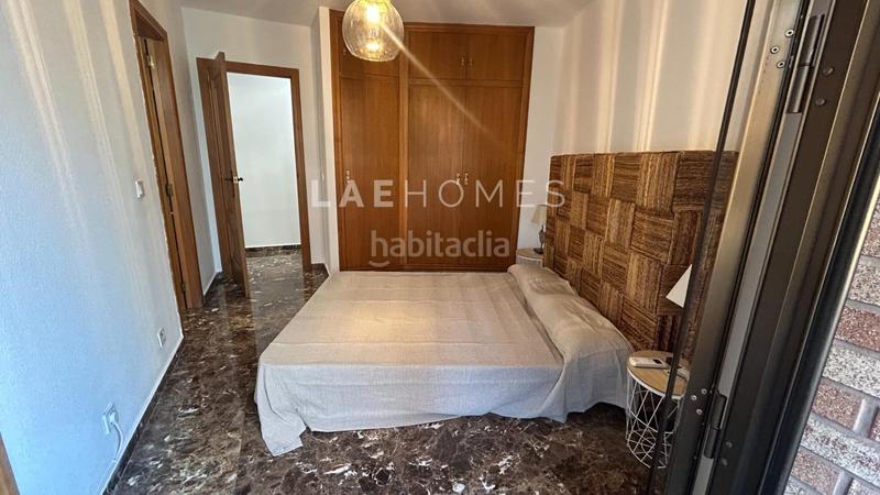 Foto 3a0d4988-6baf-428a-9d35-bde4a0aad56c. Alquiler piso  en alquiler en av. alfonso el sabio en Alicante