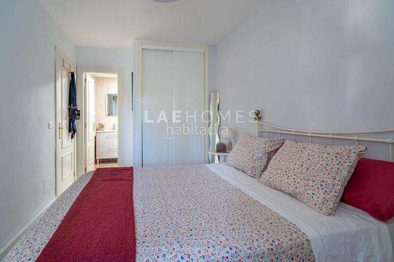 Foto 7502e85a-fa7d-4938-91f3-d4936514c226. Attico con parcheggio piscina in La Cala del Moral Rincón de la Victoria