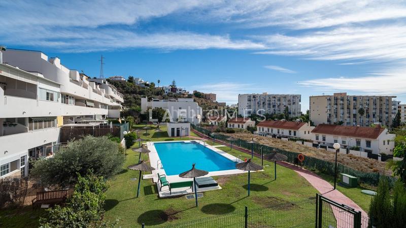 Foto f812d088-02b3-4364-b5b3-93c1f13ff075. Attico con parcheggio piscina in La Cala del Moral Rincón de la Victoria