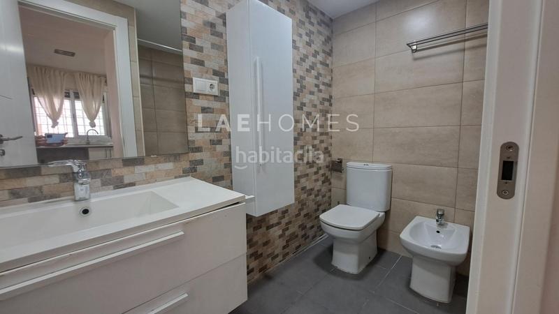 Foto 61bdc01b-4a12-4d5c-a624-201f22e00a8c. Rent semi detached house with heating in Albufereta Alicante