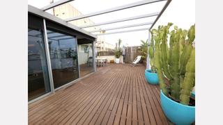 Pis  Carrer montjuic. Espectacular piso ático con gran terraza y suite con vestidor en