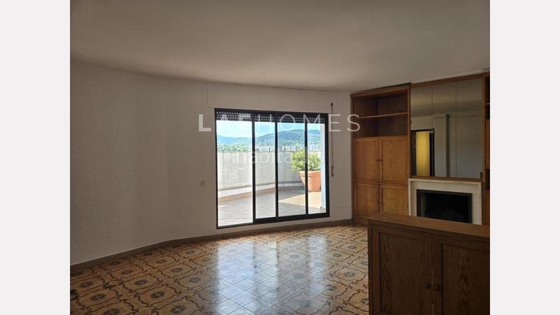 Foto 037b3779-6927-47df-a74a-6f549975121b. Àtic amb calefacció a Torrent d'en Pere Parres Terrassa