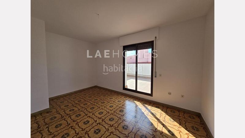 Foto ddd21e9e-d7f7-4194-a4c0-b584d622d356. Àtic amb calefacció a Torrent d'en Pere Parres Terrassa