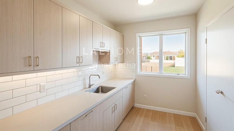 Foto c2d459d9-b860-4bf4-ab44-08755db8ecfe. Apartament amb piscina a Albufereta Alicante