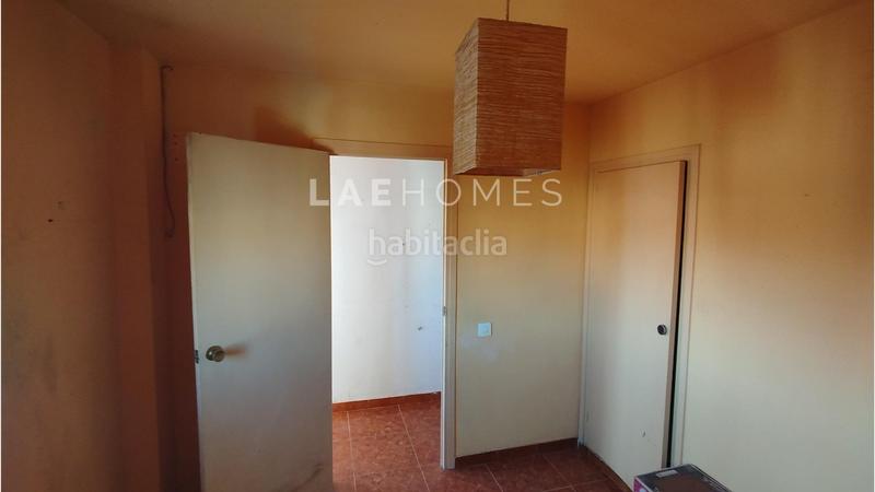 Foto c881e066-aba8-4ac0-a440-26fc6c189116. Apartament amb piscina a Albufereta Alicante