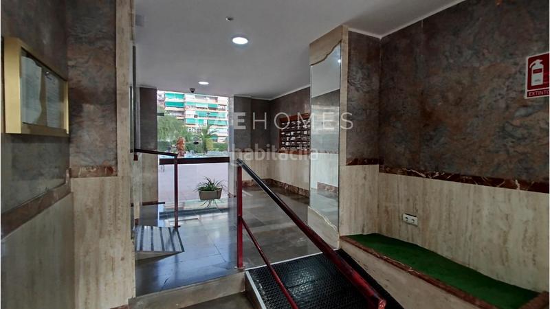 Foto cdc05a2d-5b35-438e-a541-43fb69135c25. Apartament amb piscina a Albufereta Alicante