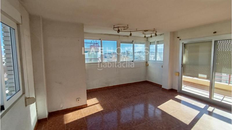 Foto ef423e2f-25c6-49bb-932e-91fbd157797f. Apartament amb piscina a Albufereta Alicante