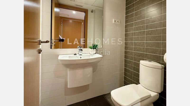 Foto 55849a8d-edd7-4e8a-bab3-880b4962e6ec. Tríplex amb calefacció aparcament a El Coll Barcelona