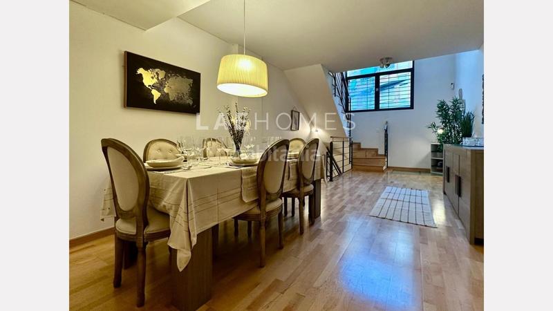 Foto d2bedd9e-f023-4ecb-8cb0-bf7ca0a50573. Tríplex amb calefacció aparcament a El Coll Barcelona