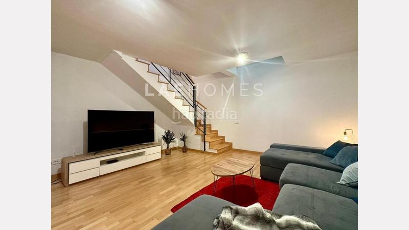 Foto e124fefe-64be-4698-bd9e-e2aa6ec9b9d1. Tríplex amb calefacció aparcament a El Coll Barcelona