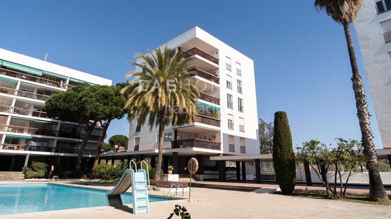 Foto 82fcc3f6-0585-4b76-930b-2eddba76d33d. Àtic amb calefacció aparcament piscina a El Balís Sant Andreu de Llavaneres