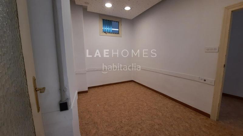 Foto 0c793c00-ae04-4d19-b049-81988a030a1c. Local comercial a La Petxina Valencia