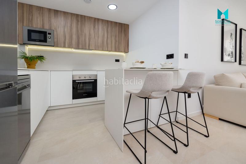 Foto e7760509-ca02-404a-88dd-08ffd7fa3f91. Appartamento con parcheggio piscina in Centro Alcázares (Los)