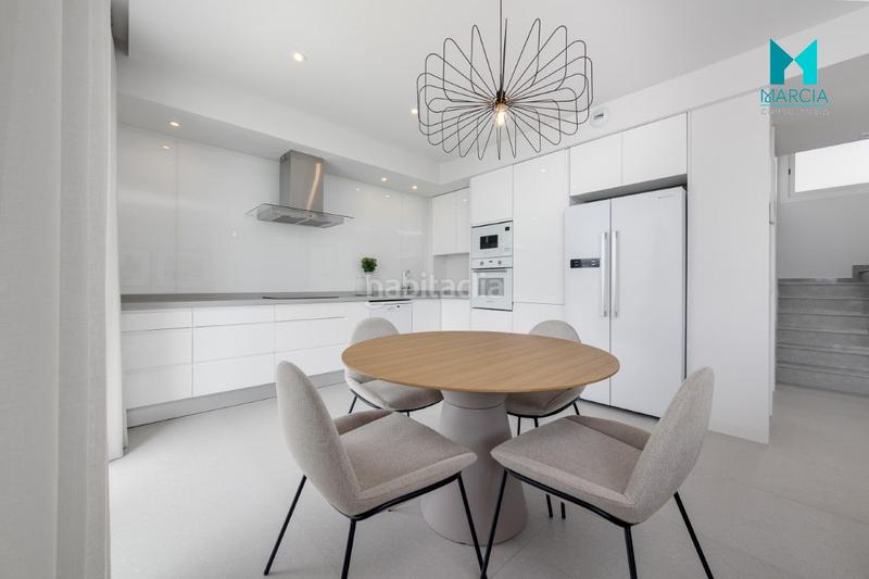 Foto e99d38ac-0ff3-48ee-be56-8e6e397f04d4. Chalet con parcheggio piscina in Campello Pueblo Campello (el)