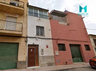 Maison à Totana. Casa en venta en centro, 3 dormitorios.