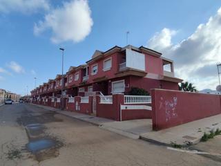 Chalet in Islas Menores-Mar de Cristal. Chalet en venta en playas  islas menores, 3 dormitorios.