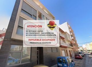 Dúplex a Avenida de Abril-9 de Octubre