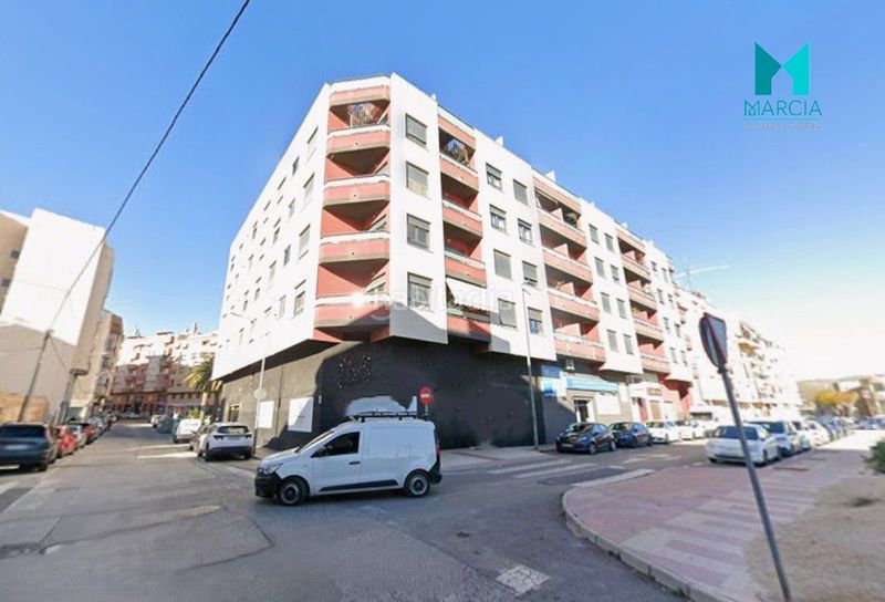 Foto a7c8a079-e111-47e1-afd1-bebd08bce530. Local comercial a Campello Pueblo Campello (el)