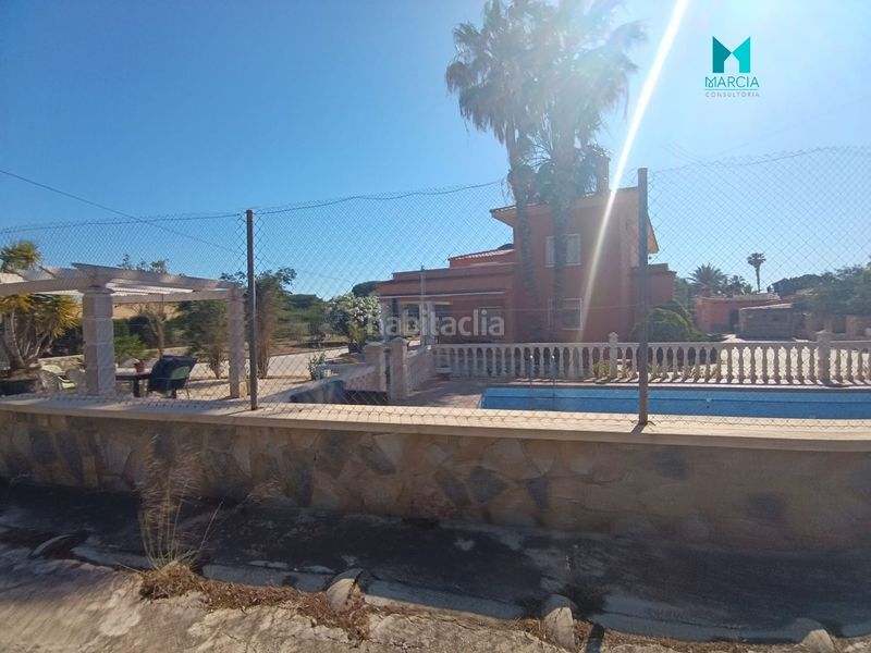 Foto ecbcdbb8-05e5-4859-98a8-6bbbcef4eb4d. Xalet amb aparcament piscina a Perleta - Maitino Elche / Elx