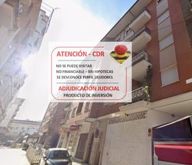 Pis a Linarejos. Piso en venta en centro, 3 dormitorios.