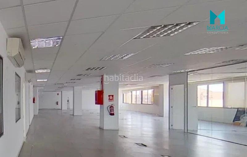 Foto 4a1ed055-72af-48d1-8524-04359e4b6922. Affitto ufficio in Tres Olivos-Valverde Madrid