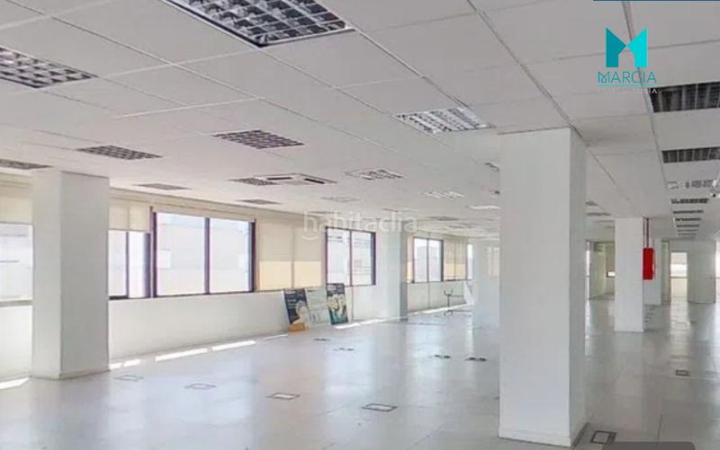 Foto fb8ac699-1a16-412d-8cd9-b3a8a208f41c. Affitto ufficio in Tres Olivos-Valverde Madrid
