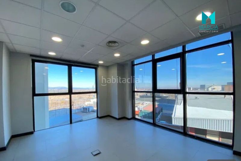 Foto 32e9de99-4ba2-42d7-9f46-03611b9b6181. Affitto ufficio in Las Tablas Madrid