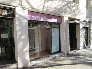 Location Local commercial dans Ronda del guinard 27. Local comercial