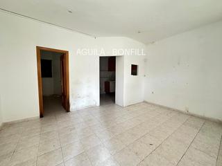 Flat  Gran via de les cort catalanes. Ideal inversores. ofrece mucha rentabilidad  bajo  acondicionado