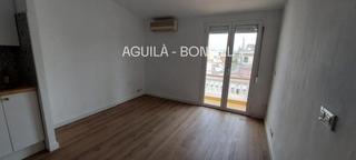 Location Attique  Martinez de la rosa. Atico con terraza y ascensor en alquiler en el centro de gracia.