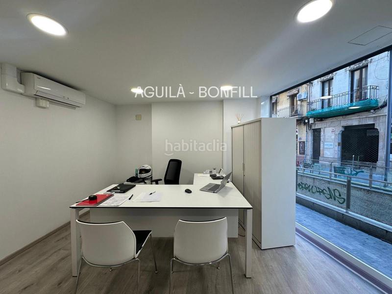 Foto aac28a23-d29d-4b02-8670-f3bc273c9032. Rent business premise in de Sants 149 in Sants Barcelona