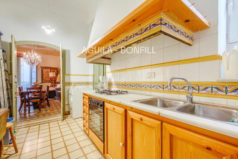 Foto 1e2385cc-9e32-4ad0-a344-8e1d16b09bf2. Etagenwohnung in Gòtic Barcelona