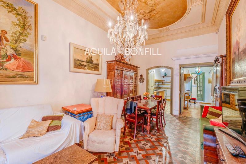 Foto 3cedcadf-b7c0-4eda-b2da-ae648ffdf43e. Etagenwohnung in Gòtic Barcelona