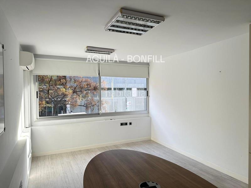 Foto 4bf2446e-c3ab-4322-8c16-7ffb5db7c650. Location bureau dans sabino de arana 20 dans Sant Ramon - Maternitat Barcelona
