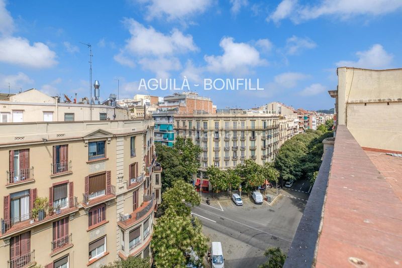 Foto ab32ad13-36a1-4d4c-8163-c1151b51095d. Àtic amb calefacció a Sant Antoni Barcelona