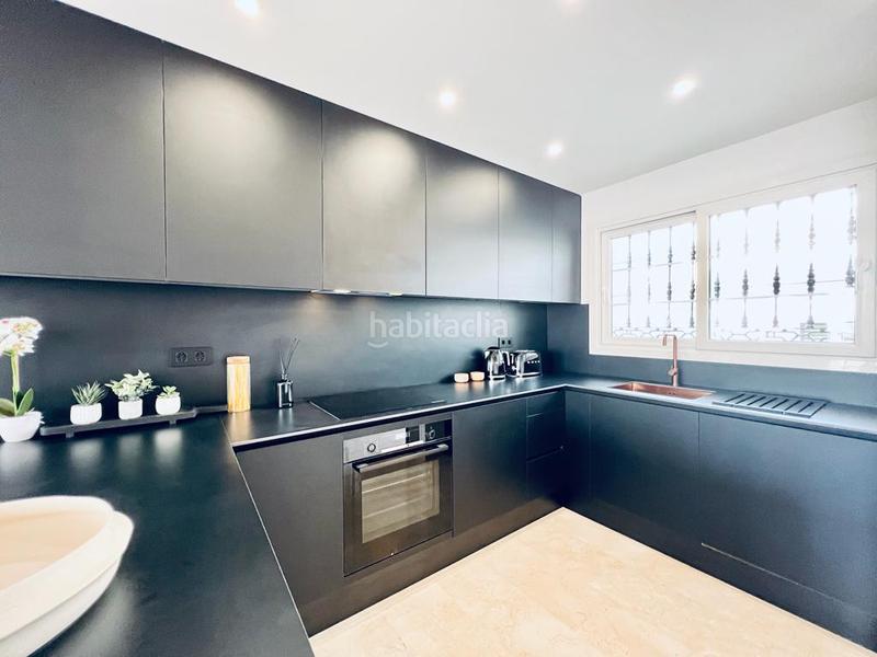 Foto 0cc58054-0fc2-4d4e-9c54-7b24fa5f0e62. Apartamento lujoso apartamento recientemente renovado en aloha pueblo un haven de elegancia y confort en Marbella