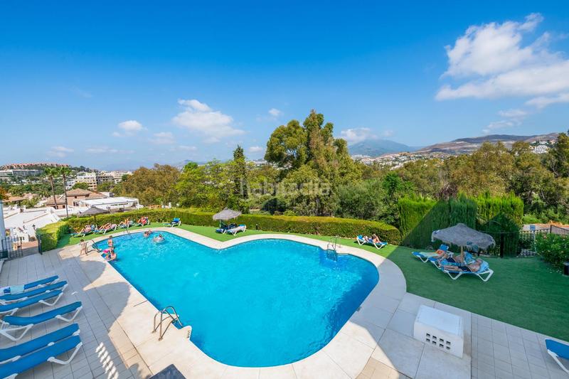 Foto 0cedc31d-ba17-4104-8da0-497fccc67e6a. Apartamento lujoso apartamento recientemente renovado en aloha pueblo un haven de elegancia y confort en Marbella