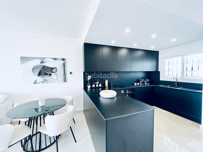 Foto 33d5eb10-4c88-4558-bbee-a14832fee095. Apartamento lujoso apartamento recientemente renovado en aloha pueblo un haven de elegancia y confort en Marbella