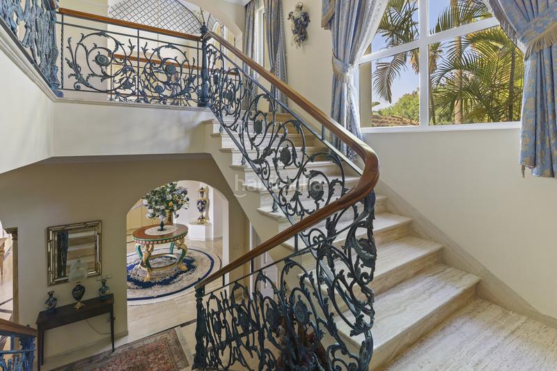 Foto 9ea34392-a684-4e0b-a23d-a2d5b8f4a576. Casa amb aparcament piscina a Casco Antiguo Marbella