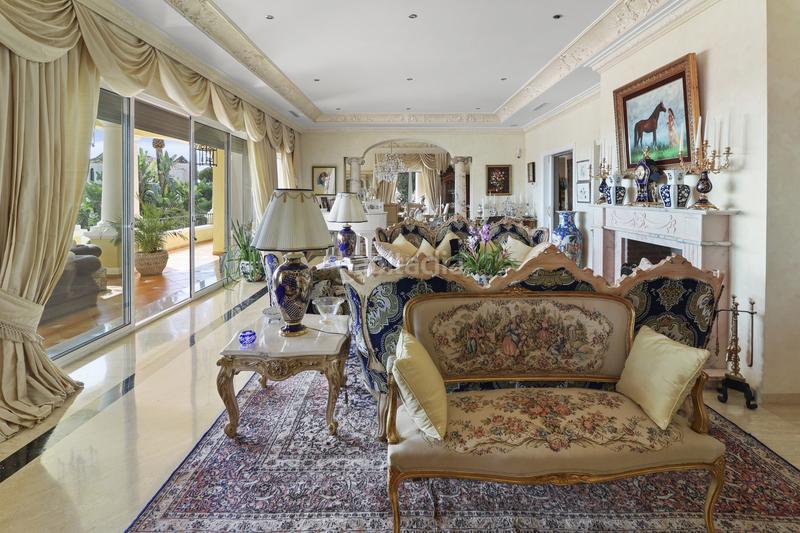 Foto e10c2789-1b46-40c2-bafa-53f99df4e126. Maison avec parking piscine dans Casco Antiguo Marbella