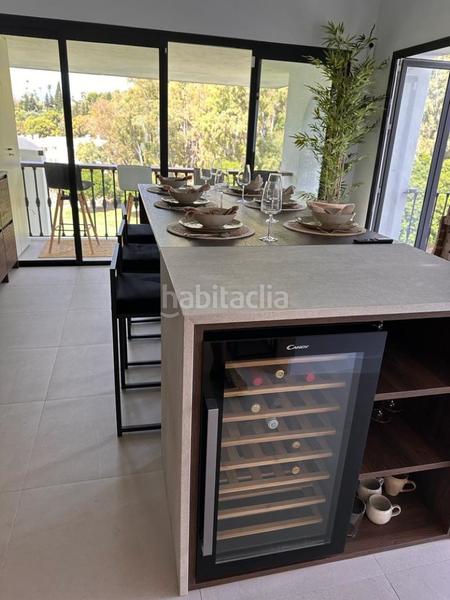 Foto c5d0dfaa-edb4-4a67-88be-bbd60eb7c749. Attique avec piscine dans Los Naranjos Marbella