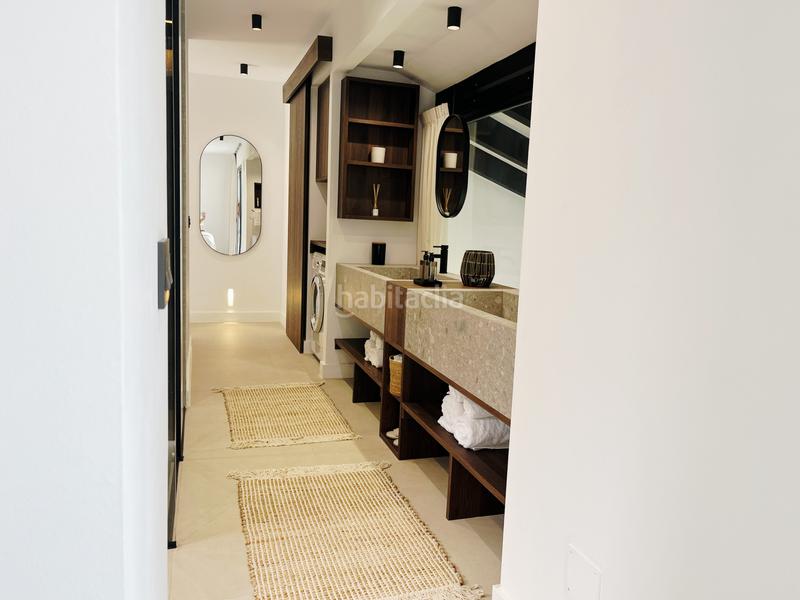 Foto fd10f8ff-3fc7-408f-9de5-a7145bdfa54b. Attique avec piscine dans Los Naranjos Marbella