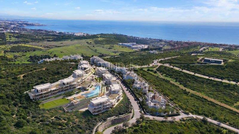 Foto 4f0d8dac-ea79-43a3-87f4-2d0ace64886e. Àtic amb aparcament piscina a Casco Antiguo Marbella