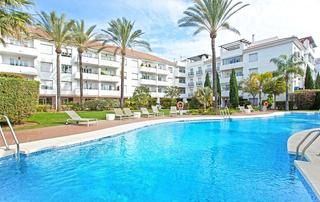 Apartamento en Nueva Andalucía centro