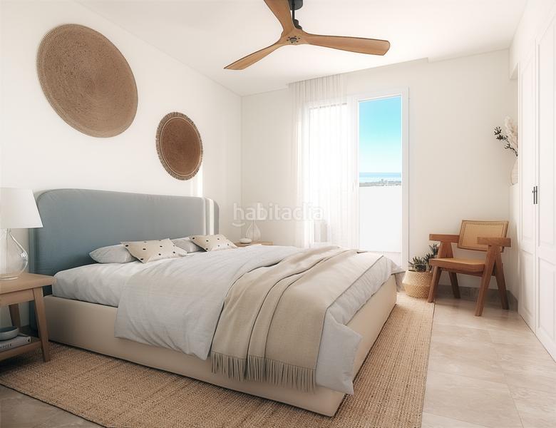 Foto fdd74fe5-9b4f-47eb-b9d7-61bff7160778. Apartamento embrace serenity and splendor discover an exquisite coastal retreat en Marbella