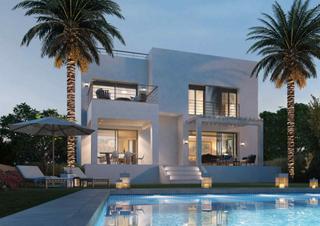 Maison à Centro. Villa en venta en estepona