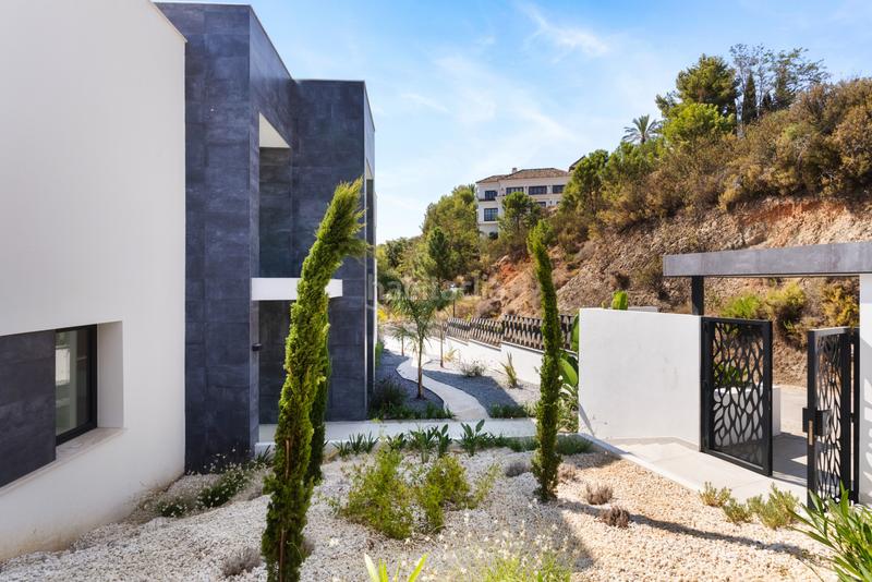 Foto 06bb0b8d-a3e1-4e2f-9e66-ee2a884403bb. Casa con parcheggio piscina in Casco Antiguo Marbella