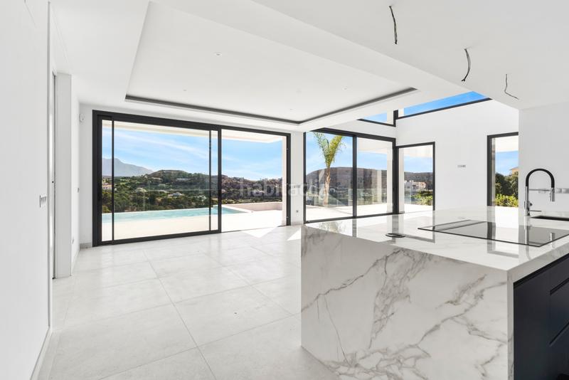 Foto fb94a9a6-77b5-4d65-9aa2-e88bb8739f64. Casa con parcheggio piscina in Casco Antiguo Marbella